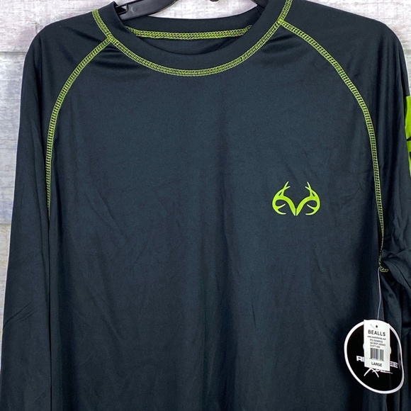 Realtree by Buckhorn River Long Sleeve Shirt - Picture 2 of 8